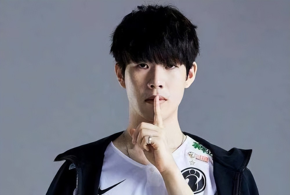 Wildcard预告暗示Stewie2K重返CS2