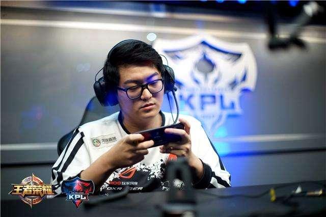 Falcons能否终结Vitality的连胜，并在BLAST巅峰赛S1夺冠？